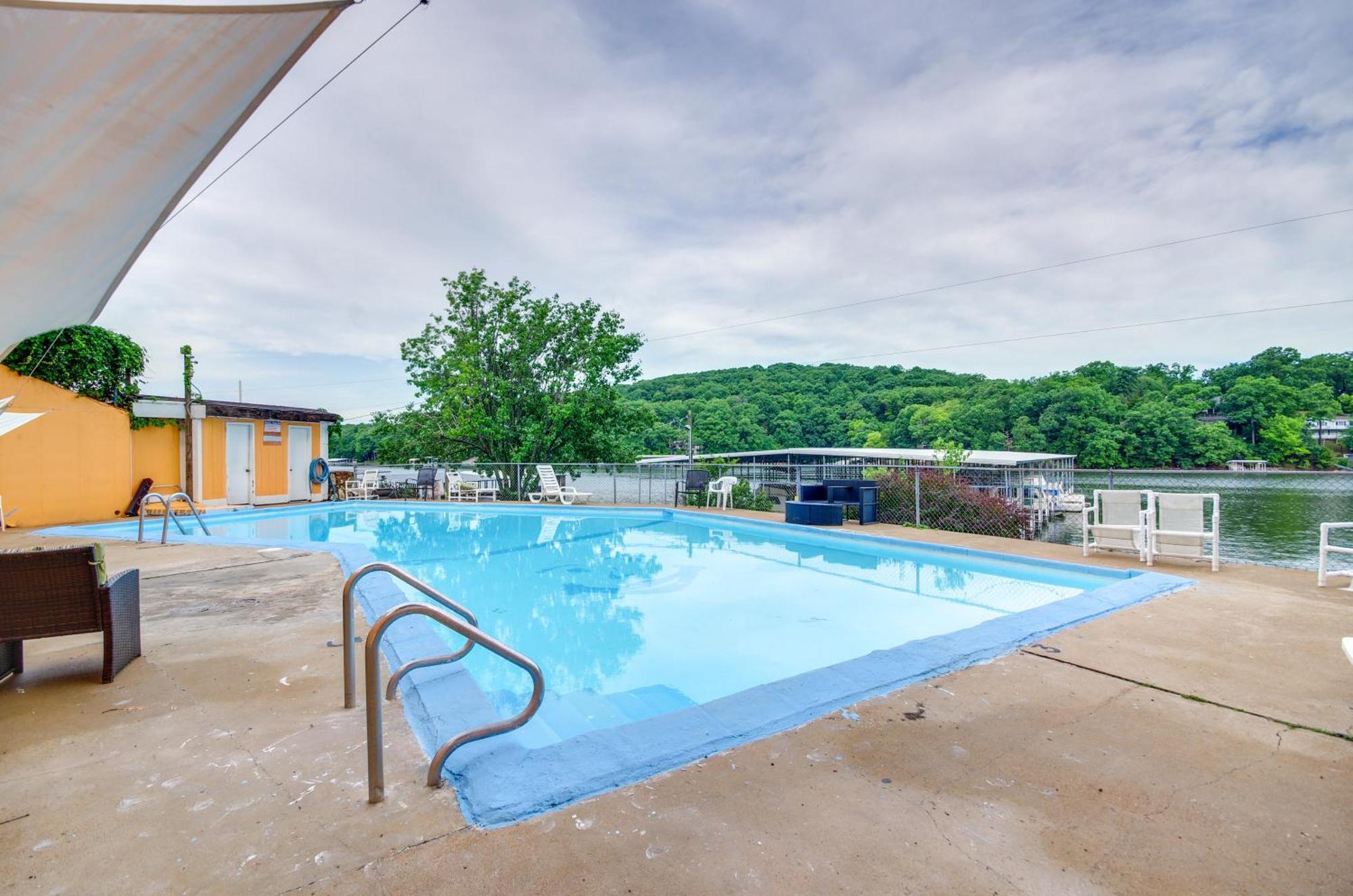 Cozy Lake Ozark Condo Rental With Grill, Pool Access Exteriér fotografie