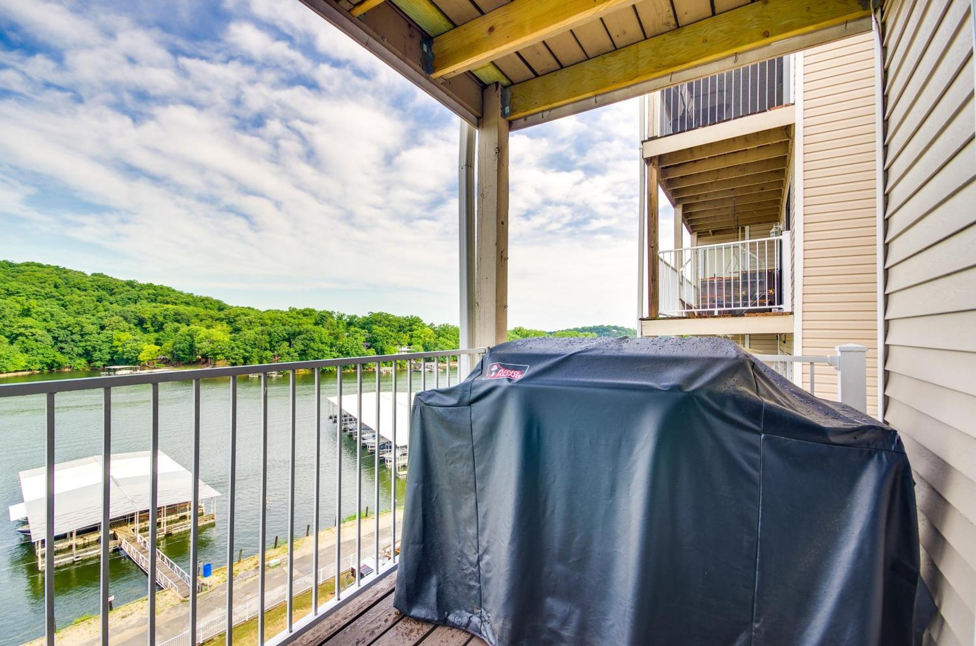Cozy Lake Ozark Condo Rental With Grill, Pool Access Exteriér fotografie