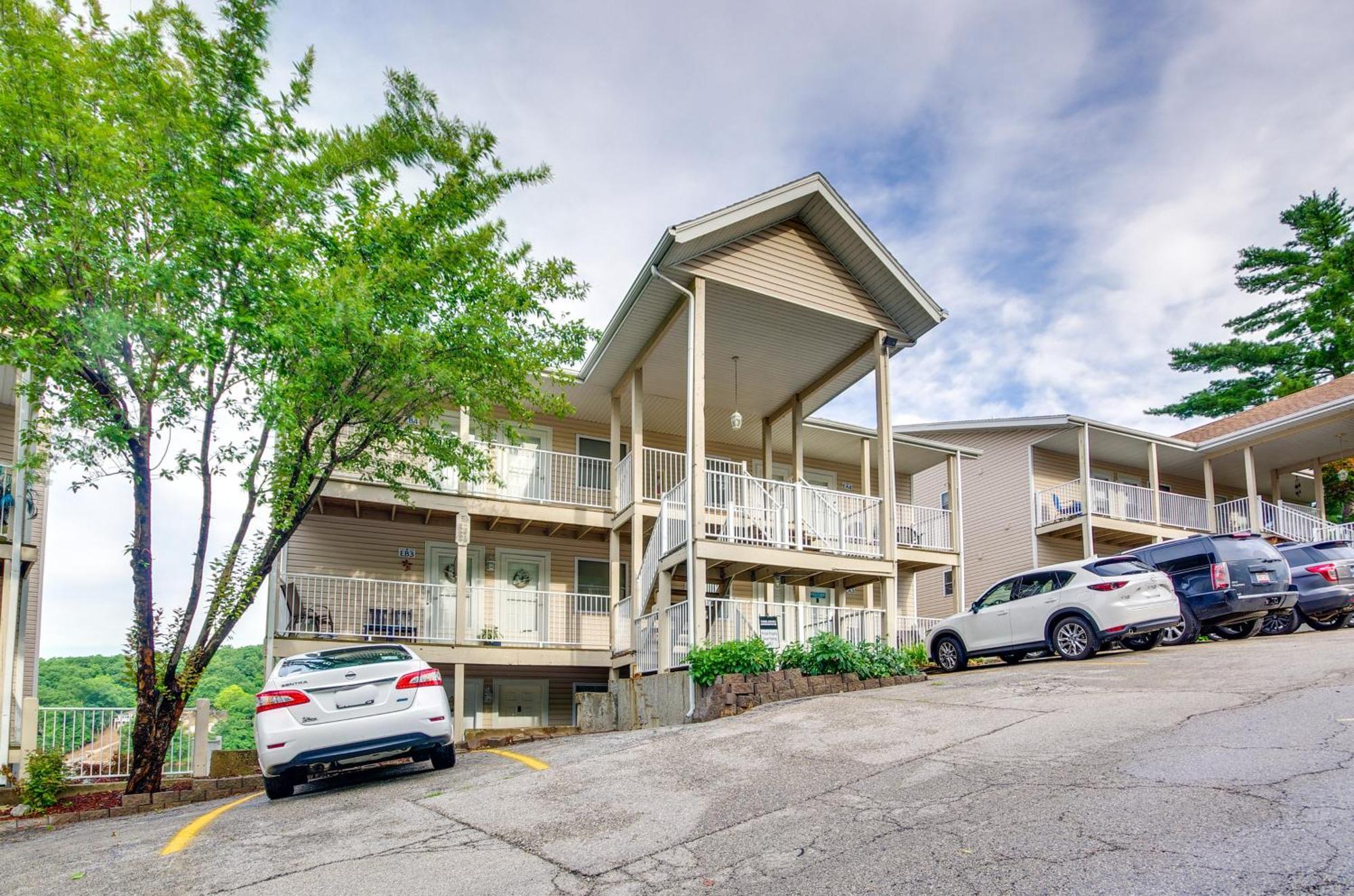 Cozy Lake Ozark Condo Rental With Grill, Pool Access Exteriér fotografie