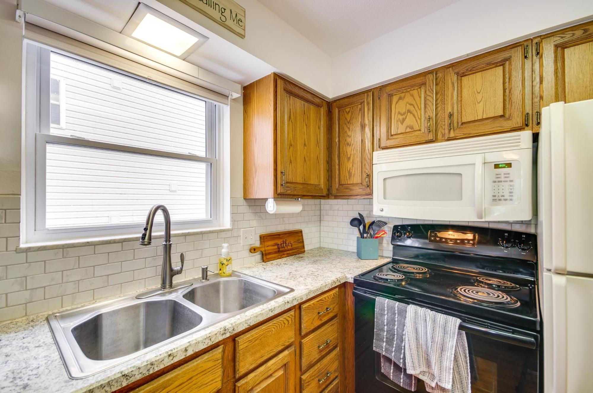 Cozy Lake Ozark Condo Rental With Grill, Pool Access Exteriér fotografie
